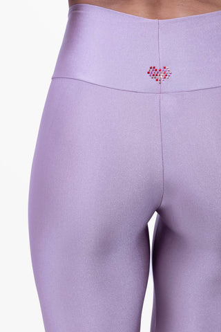 Amoureuse Leggings Glycine avec trois cœurs en cristaux appliqués