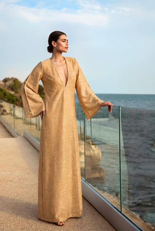 Langer Kaftan mit Stern auf der Brust